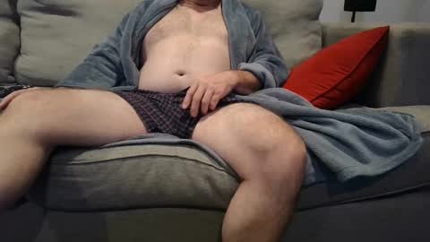 Snapshot of buck_camstar chatting on 1, 10, 2025 Buck online show from 1, 10, 2025