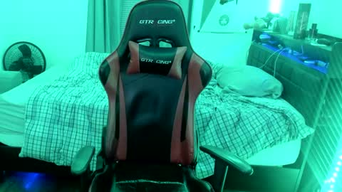 buffsexyman24 online show from 26, 2, 2025