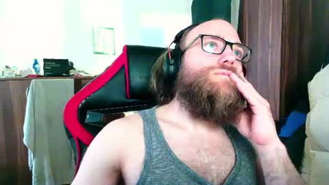 Snapshot of buhalteris chatting on 17, 6, 2026 Lukas online show from 17, 6, 2026