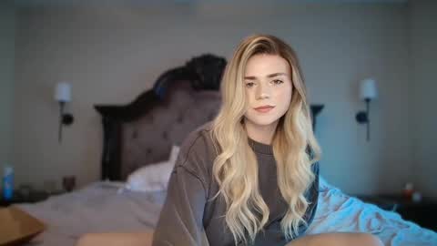 buitifulblonde online show from 18, 5, 2026