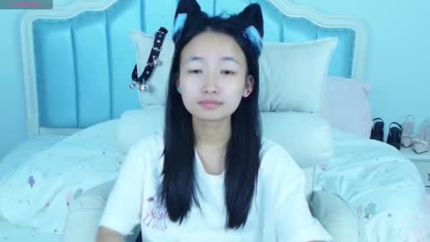 Sandy----xx online show from 3, 11, 2025