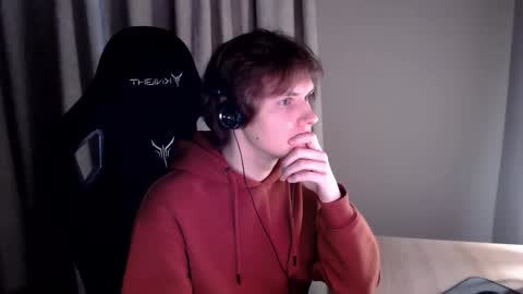 Snapshot of bulkazziz chatting on 22, 9, 2025 Chris online show from 22, 9, 2025