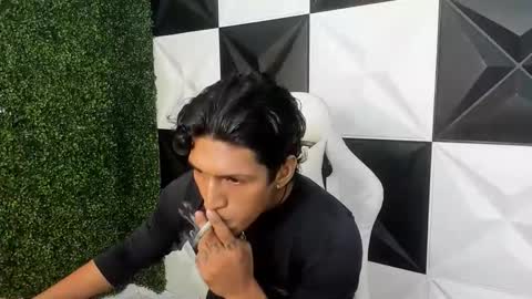 bull_cam online show from 2, 12, 2025