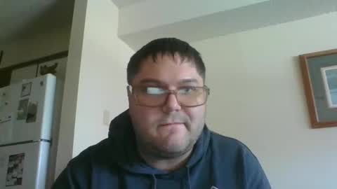 bulldoggie4669 online show from 14, 1, 2026