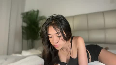 Snapshot of bump_me_baby chatting on 27, 7, 2026 zy online show from 27, 7, 2026