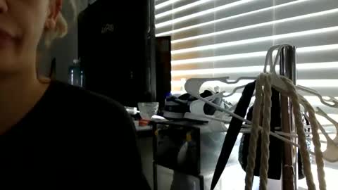 bunnibaby333 online show from 4, 4, 2026