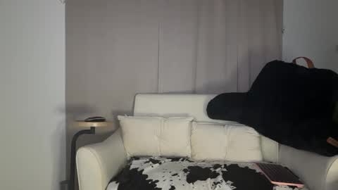 Andrea online show from 1, 11, 2025