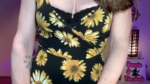 Snapshot of bunnieandthedude chatting on 4, 2, 2026 BUNNIE and THE DUDE TheLebowskis online show from 4, 2, 2026