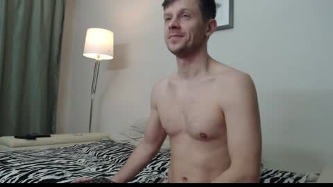 Snapshot of bunny_77 chatting on 12, 12, 2024 Pirate Xtw jerromybunny1 online show from 12, 12, 2024