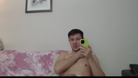 Snapshot of bunny_77 chatting on 12, 1, 2025 Pirate Xtw jerromybunny1 online show from 12, 1, 2025