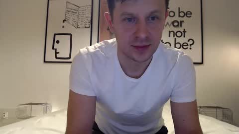 Snapshot of bunny_77 chatting on 2, 2, 2025 Pirate Xtw jerromybunny1 online show from 2, 2, 2025