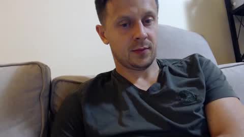 Snapshot of bunny_77 chatting on 15, 9, 2025 Pirate Xtw jerromybunny1 online show from 15, 9, 2025
