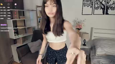Snapshot of bunny_nova chatting on 9, 7, 2026 Aria online show from 9, 7, 2026