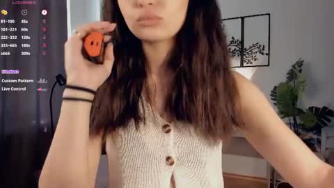 Snapshot of bunny_nova chatting on 17, 7, 2026 Aria online show from 17, 7, 2026