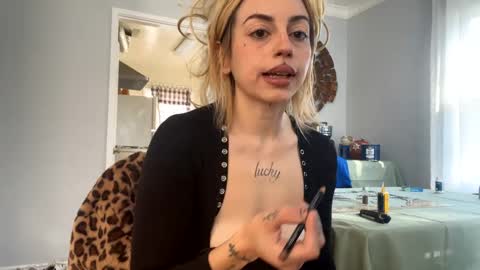 Bunnyaliengirl online show from 20, 1, 2025