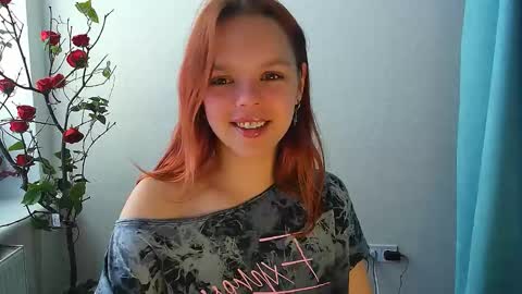 Snapshot of bunnybloom_ chatting on 16, 9, 2025 Ariel online show from 16, 9, 2025