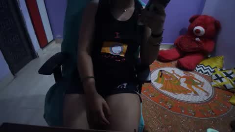 bunnycolbyy online show from 17, 4, 2026