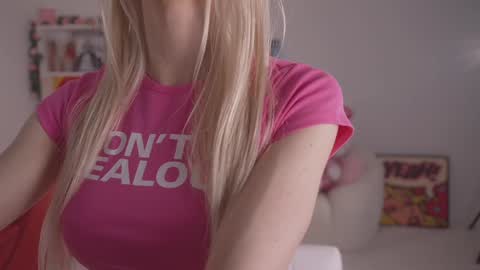 Stella online show from 2, 1, 2025