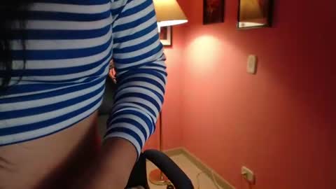 Snapshot of bunnyemilyr0s33 chatting on 5, 7, 2026 bunnyEmilyR0s33 online show from 5, 7, 2026