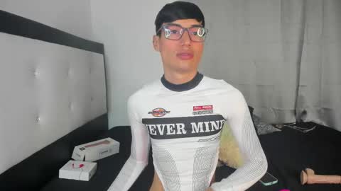 Snapshot of bunnyhells chatting on 29, 11, 2025 Bunny Hells online show from 29, 11, 2025