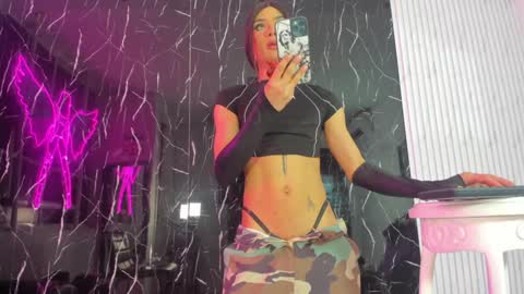 Snapshot of bunnyhots chatting on 22, 1, 2025 Angela Santini online show from 22, 1, 2025