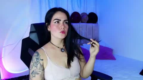 Snapshot of bunnykat_ chatting on 25, 6, 2026 katerine payne online show from 25, 6, 2026