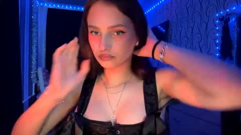 Bella online show from 29, 5, 2026