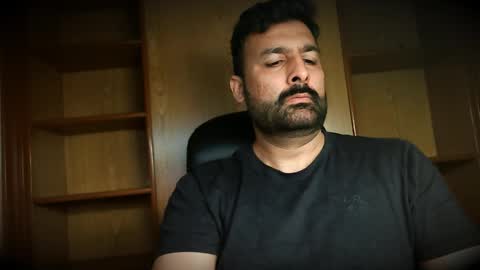 Hairy Arabian online show from 12, 10, 2025