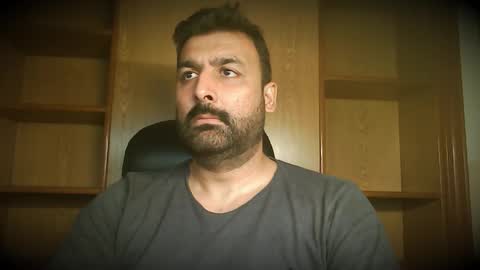 Hairy Arabian online show from 22, 10, 2025