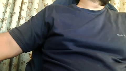 Snapshot of burlymonster chatting on 21, 4, 2026 Hairy Arabian online show from 21, 4, 2026