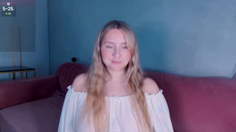 Snapshot of burn_lissa chatting on 14, 9, 2025 Lissa online show from 14, 9, 2025