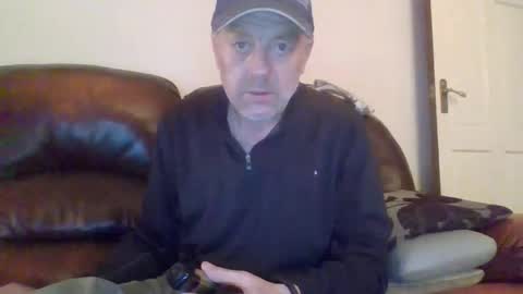 burnleyguy1977 online show from 9, 5, 2026