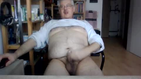 Snapshot of busibaer666 chatting on 25, 1, 2025 busi online show from 25, 1, 2025
