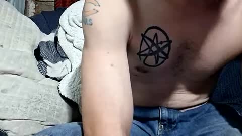 Buster18Hymen online show from 14, 9, 2025