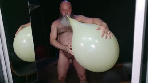 Daddy-B online show from 2, 12, 2025