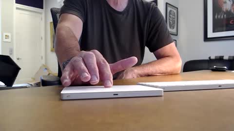 Snapshot of bustinout99 chatting on 11, 5, 2026 afternoon wood online show from 11, 5, 2026