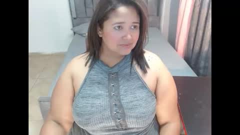 busty juicyy online show from 10, 1, 2026