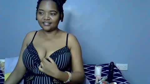 busty kenzi online show from 15, 7, 2026
