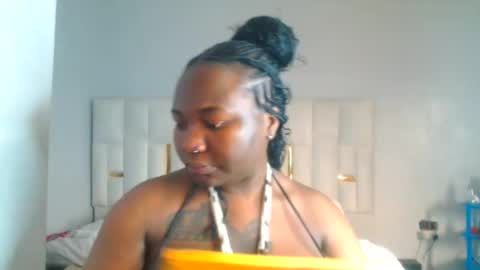 Snapshot of busty_mellons69 chatting on 17, 10, 2025 busty_mellons69 online show from 17, 10, 2025