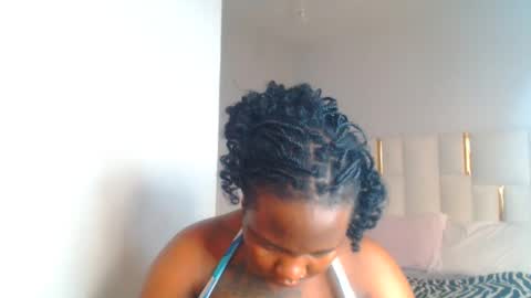 Snapshot of busty_mellons69 chatting on 28, 11, 2025 busty_mellons69 online show from 28, 11, 2025