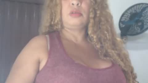 Snapshot of bustyamanda_ chatting on 4, 7, 2026 Amanda online show from 4, 7, 2026