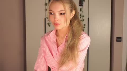 butteflai online show from 22, 4, 2026