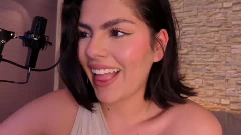 Snapshot of butterflyx39 chatting on 4, 6, 2026 Lia Butterfly online show from 4, 6, 2026