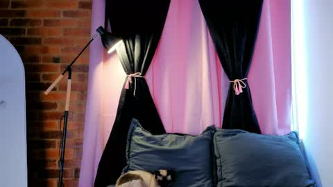 Snapshot of butterflyx39 chatting on 21, 7, 2026 Lia Butterfly online show from 21, 7, 2026
