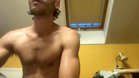 Snapshot of buttlover___ chatting on 5, 6, 2026 buttlover___ online show from 5, 6, 2026