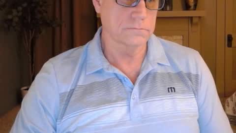 Snapshot of buttnakedfun954737 chatting on 1, 2, 2025 Miles online show from 1, 2, 2025