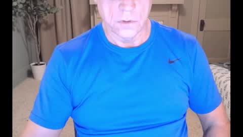 Snapshot of buttnakedfun954737 chatting on 11, 2, 2025 Miles online show from 11, 2, 2025