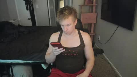Snapshot of c00ki3m0nstr chatting on 19, 5, 2026 c00ki3m0nstr online show from 19, 5, 2026