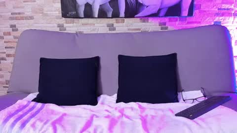 Alexis  Eric - Independent Model online show from 16, 12, 2024