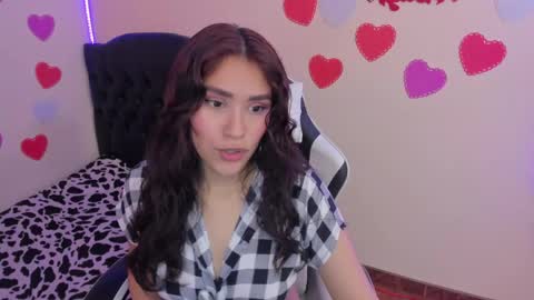 Snapshot of caelisse_cb chatting on 26, 4, 2026 caelisse_cb online show from 26, 4, 2026